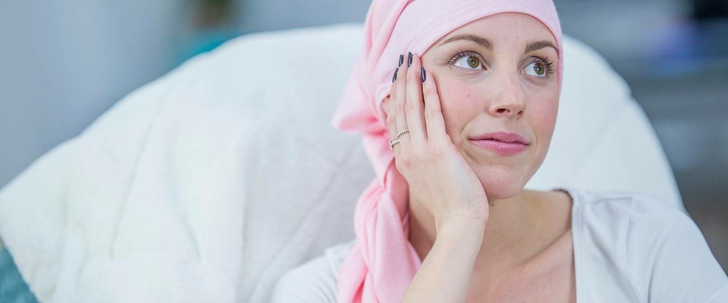 O impacto na pele dos tratamentos contra o câncer | La Roche-Posay